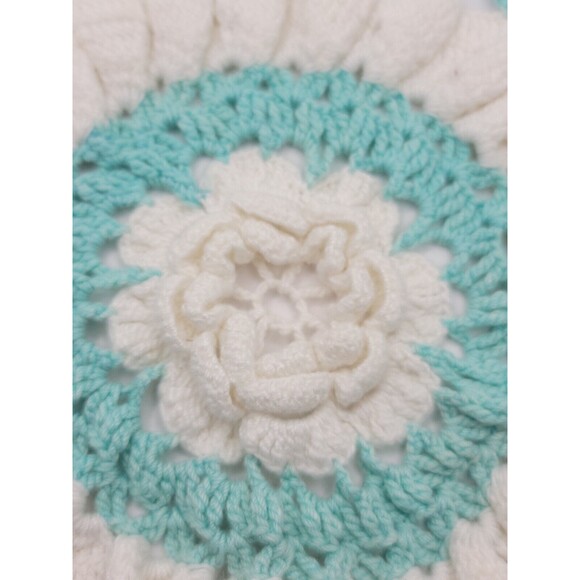 Hand Crocheted Doily Table mat Candle mat Glacier Ice White 8.5" Handmade - Picture 4 of 7